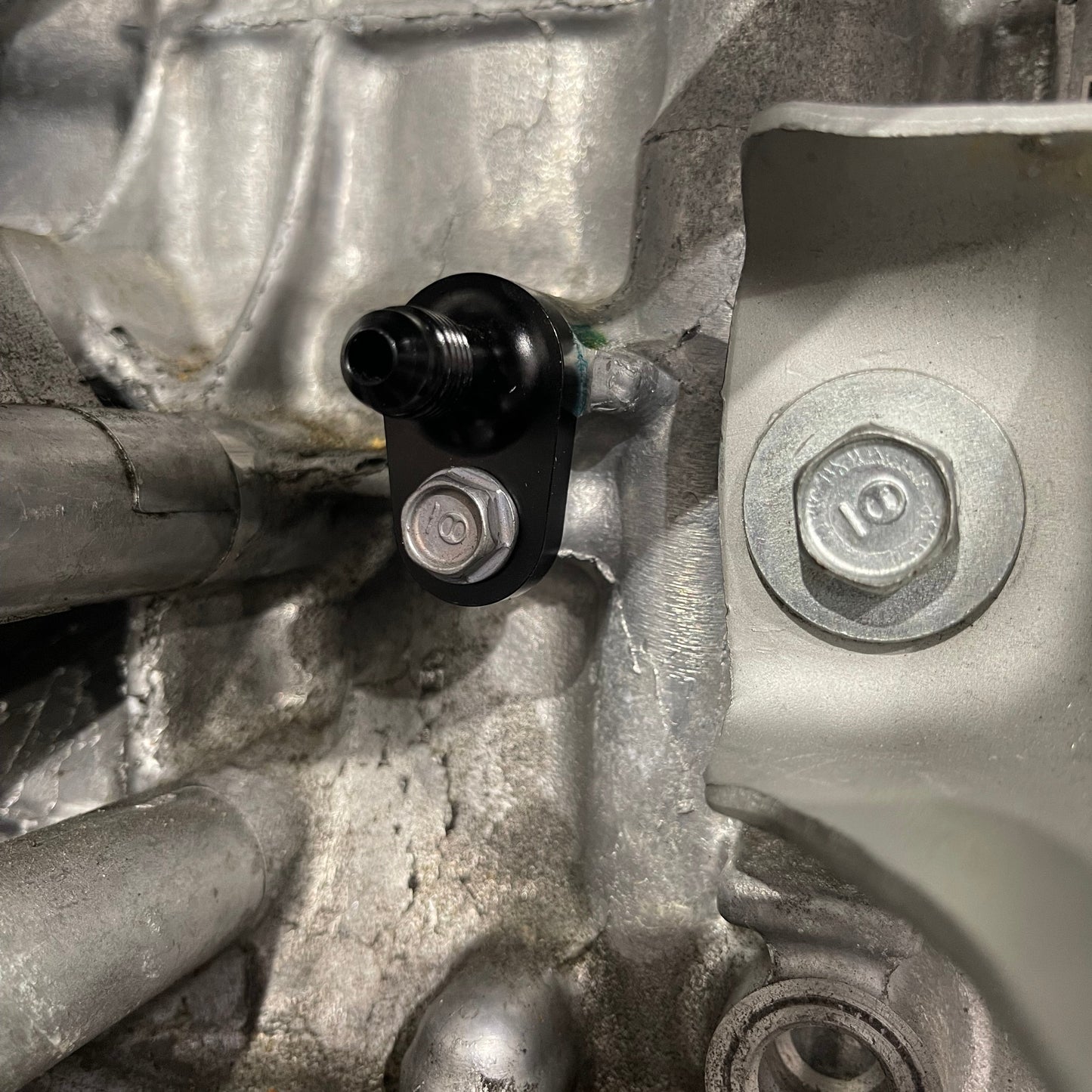 MDR Billet K20C -4AN Oil Feed Adapter Fitting Flange