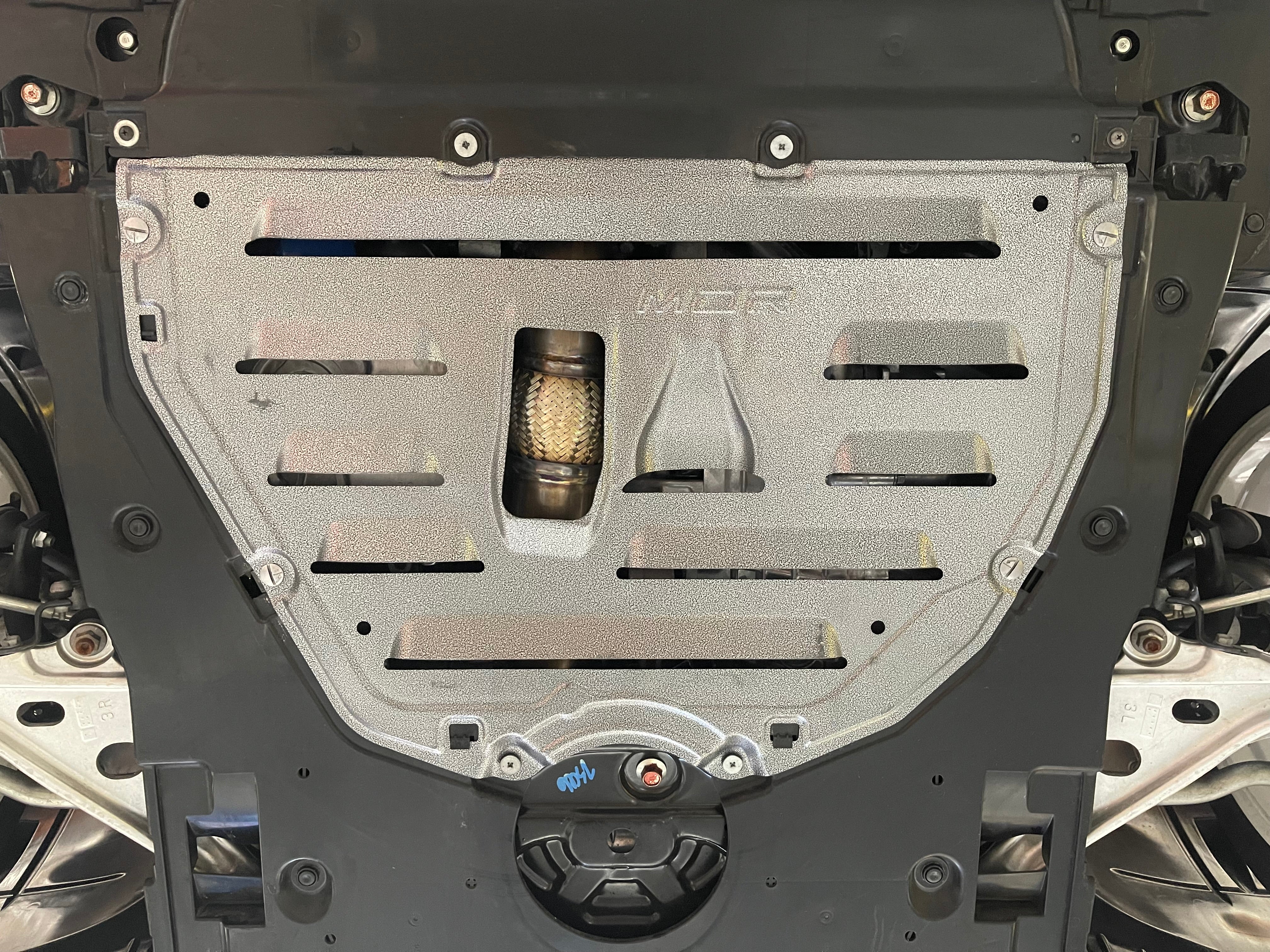 HYDRA ウォーターバンパープレート MDR Industries Vented Engine Splash Guard Cooling Undertray Plate